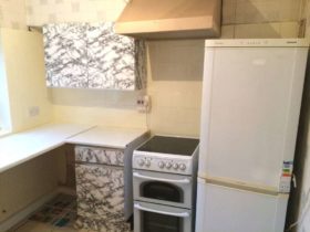 3 bedroom Flat to rent